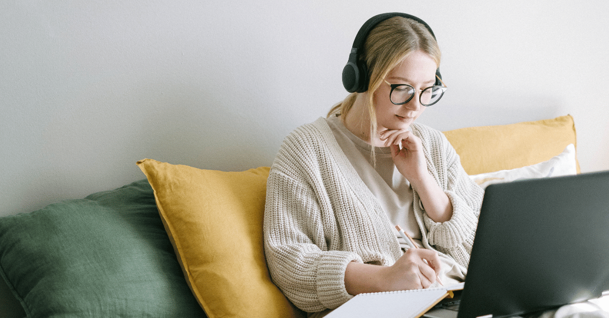 Inilah-7-Aplikasi-Pembuatan-CV-Online-yang-Wajib-Diketahui