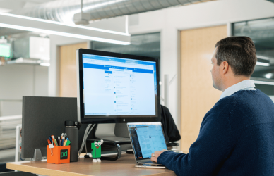 Tips dan Keuntungan Membuat CV Pakai LinkedIn